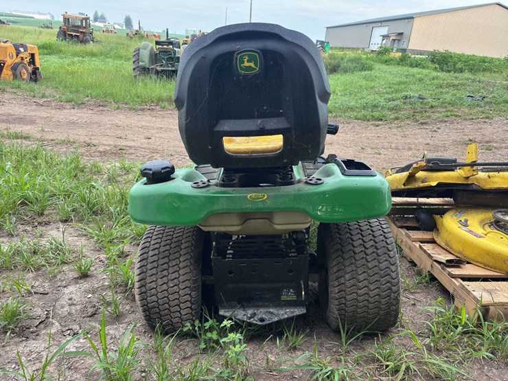 john-deere-x300-image-6