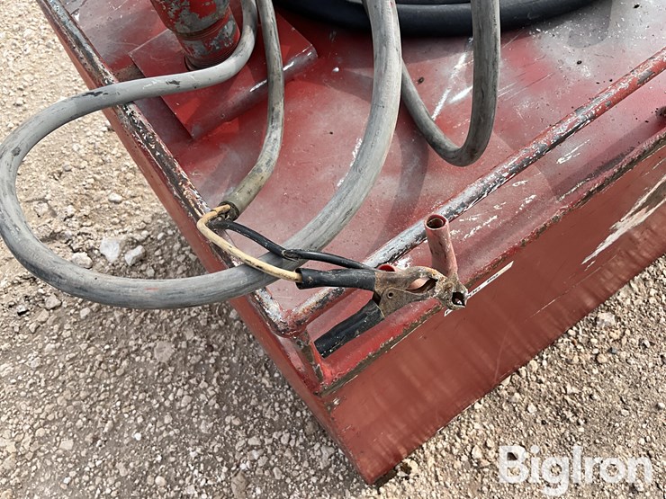 100-gal-portable-fuel-tank-w/12-volt-pump-image-12