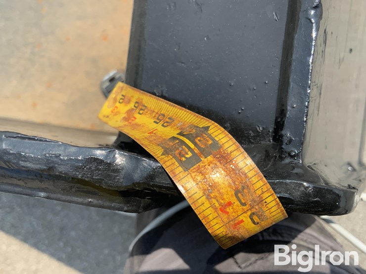 84"-low-profile-general-purpose-skid-steer-bucket-image-18