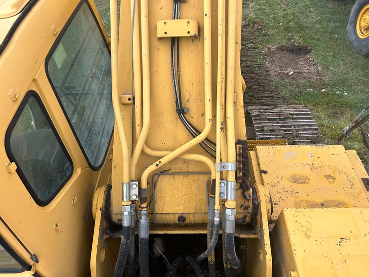 2000-deere-330-lc-image-42