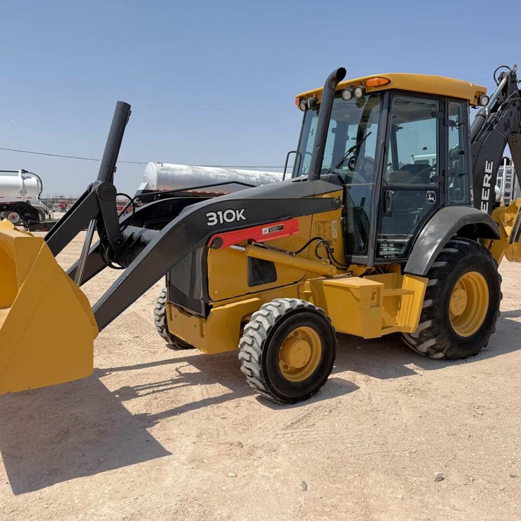 DEERE 310K