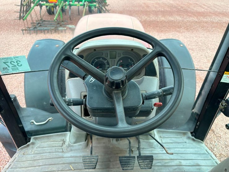 2006-case-ih-mxu115-image-41