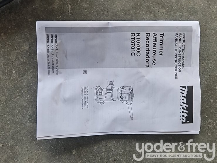 unused-makita-rt0701c-image-3