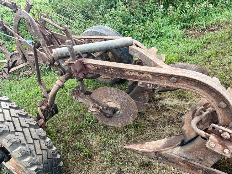 #7460-•-unknown-brand-2-bottom-plow-image-9