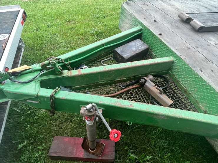 #6692-•-15'-dual-axle-trailer-image-11