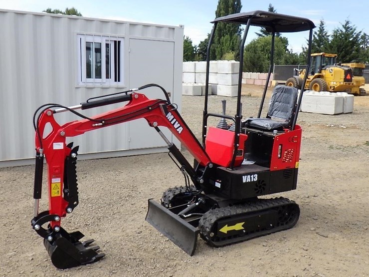 2025-miva-va13-hydraulic-excavator-image-1
