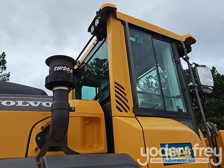 2020-volvo-l60h-image-23