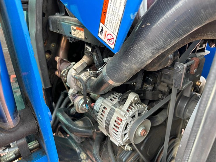 2020-new-holland-boomer-40-image-32