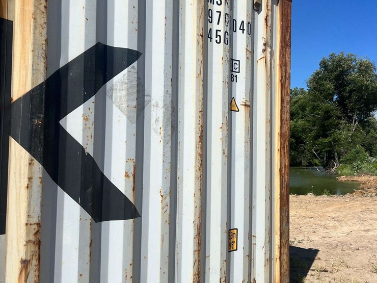 40’-shipping-container-image-14