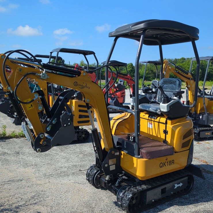 CFG Industrial Mini Excavator - QK18R - (2025)