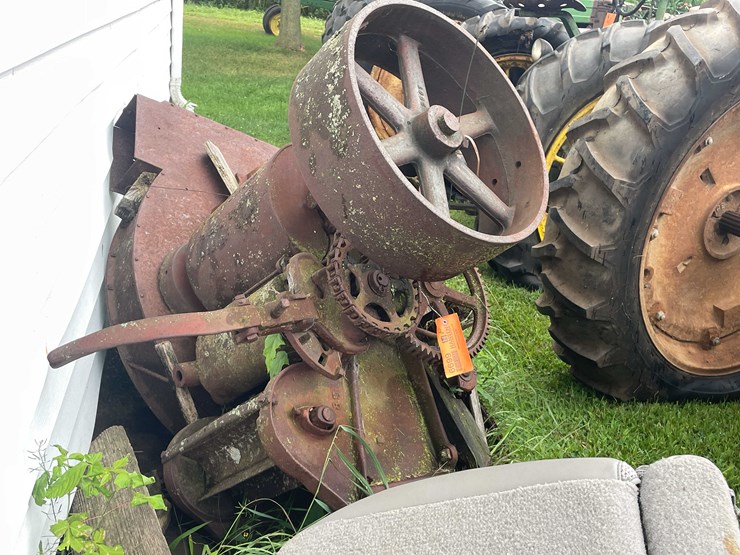 #6699-•-antique-farm-machinery-image-2