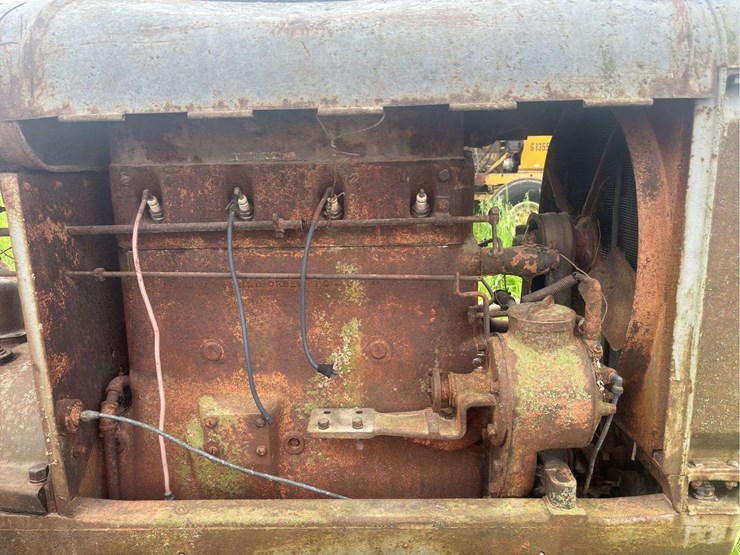 mccormick-deering-10-20-image-21