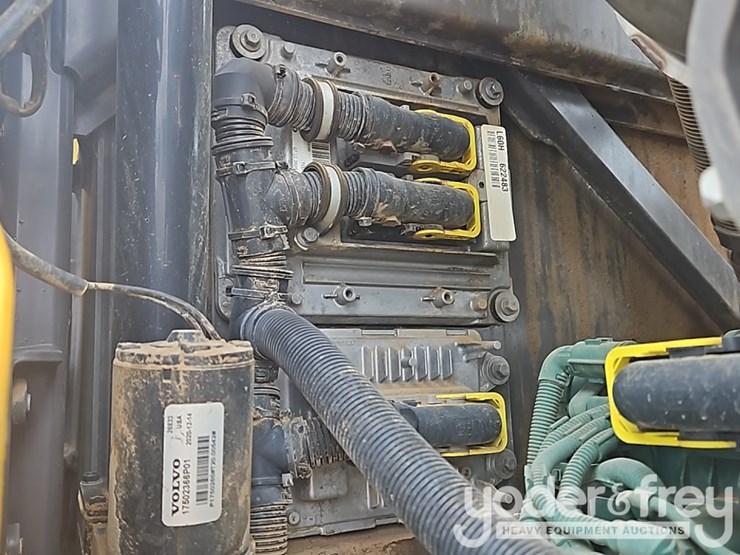2021-volvo-l60h-image-37