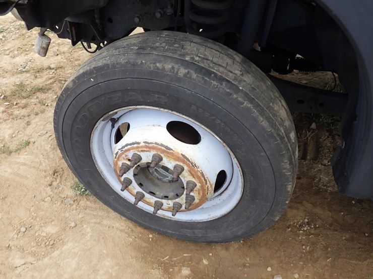 2012-ford-f450-image-41