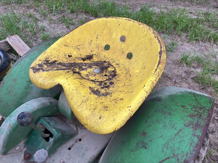 john-deere-110-image-48