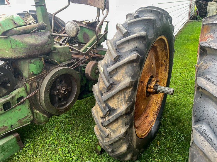 #6674-•-john-deere-parts-tractor-image-13