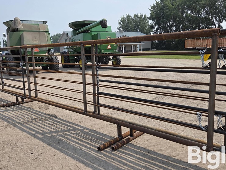 24'-free-standing-panel-w/-8'-swing-gate-(bid-per-unit)-image-7