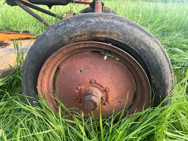 allis-chalmers-b-image-23