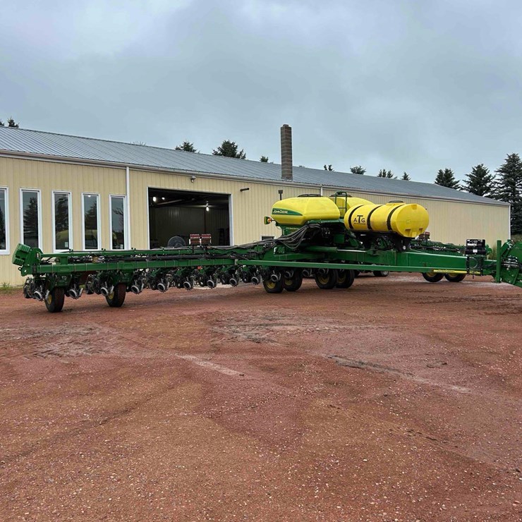 2014 JOHN DEERE 1770NT