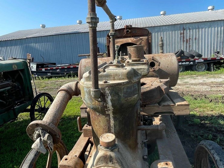 worthington-air-compressor-unit-on-highway-cart-image-48