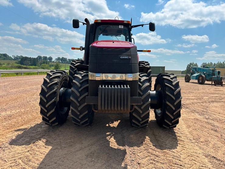 2015-case-ih-magnum-315-image-2
