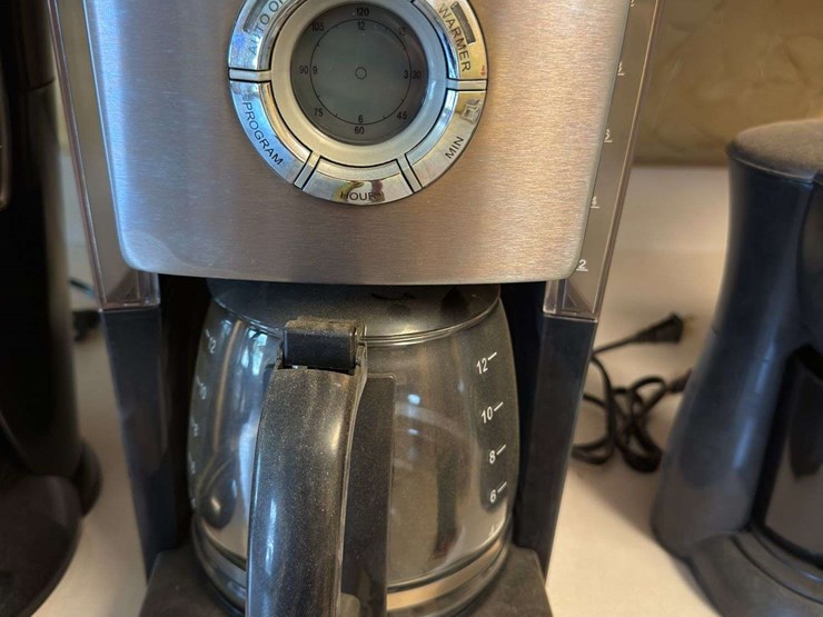 older-coffee-makers-image-4