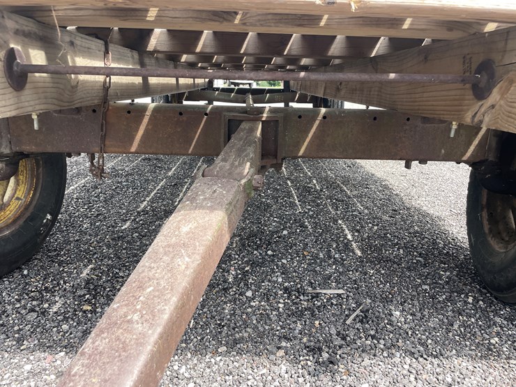 #6299-•-bale-cage-on-1065-deere-running-gear-image-14