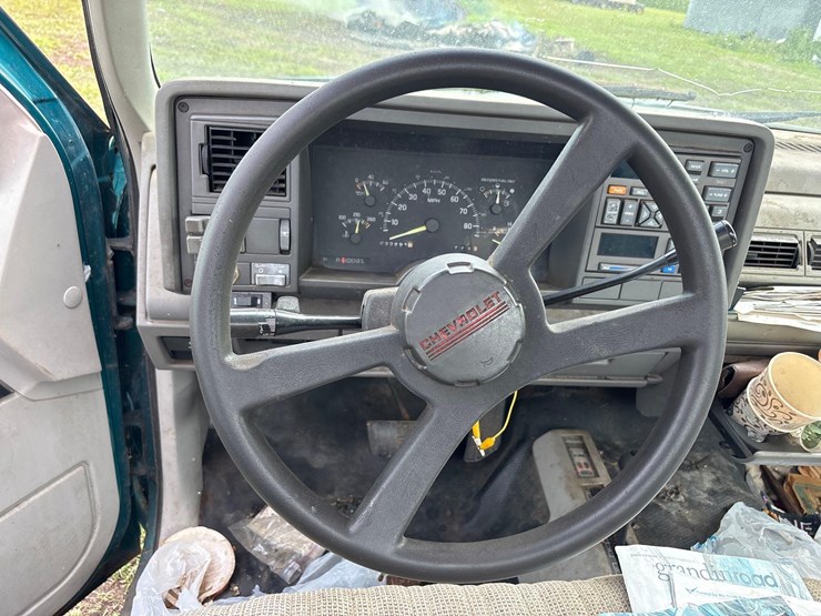 1994-chevrolet-1500-image-15