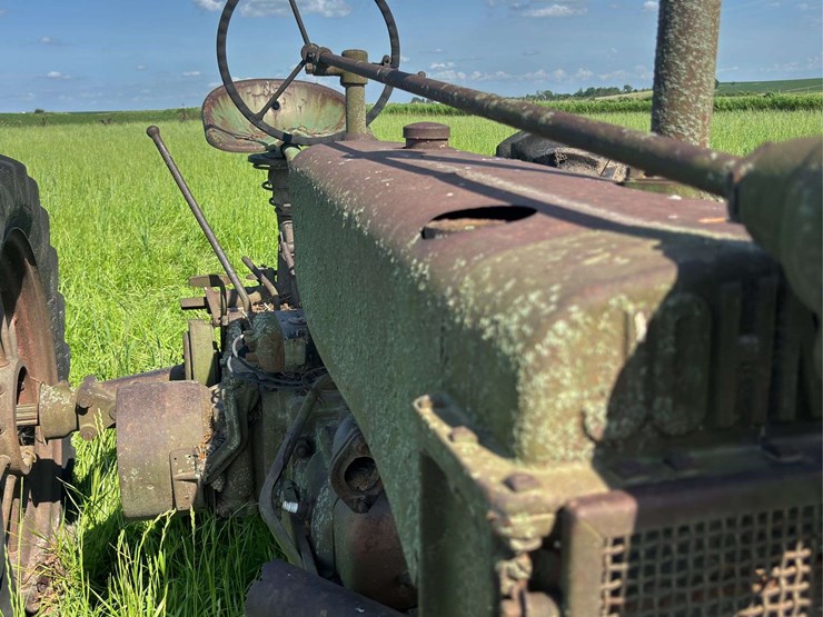 john-deere-model-b-image-11