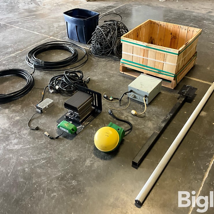 John Deere RTK Base Station System