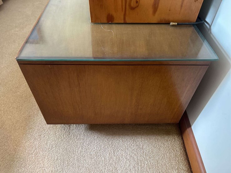 mcm-tv-stand-36”-w-x-17”-t-x-21”-d-image-4