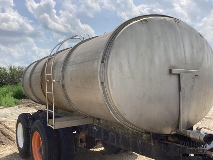 1997-special-constructed-t/a-tanker-trailer-image-14
