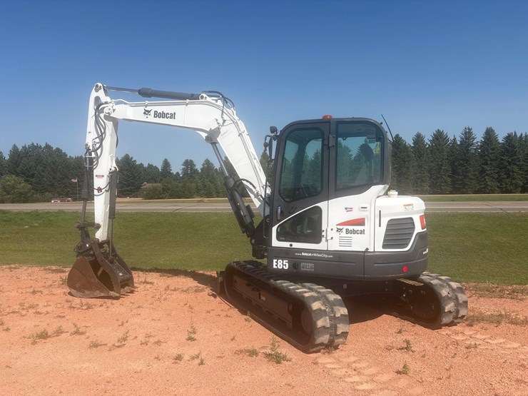 2016-bobcat-e85-image-26