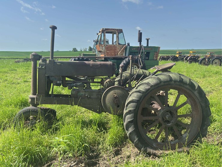 john-deere-model-a-image-2