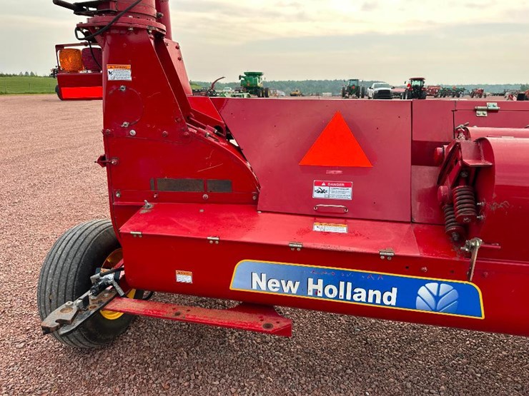 2013-new-holland-fp230-image-12