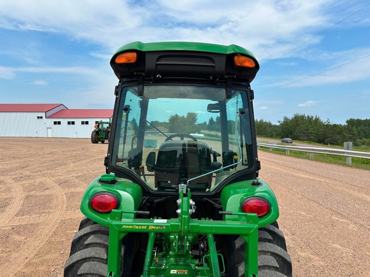 2018-john-deere-3033r-image-20