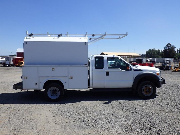 2013-ford-f550-image-3