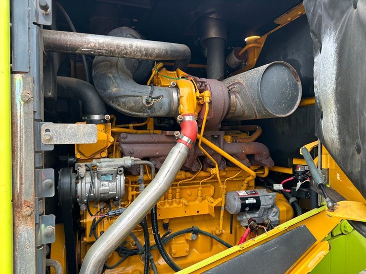 2010-deere-644k-image-44