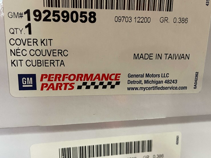 #2126-•-gm-ls-valve-covers-(pr6)-image-5