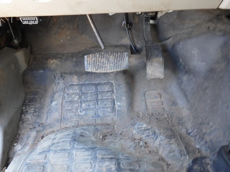 2009-ford-f550-image-24