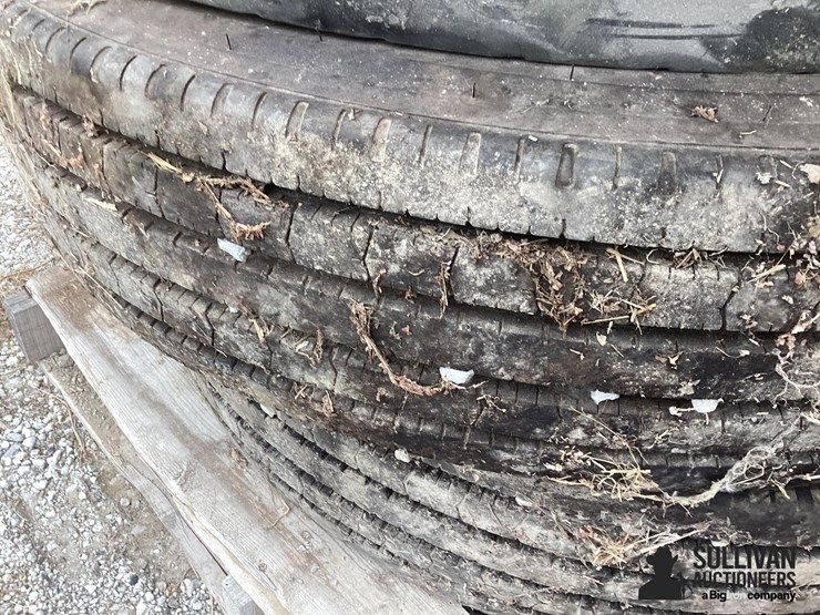 11r24.5-tires-image-18