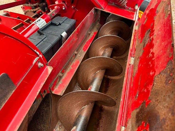2013-new-holland-fp230-image-30