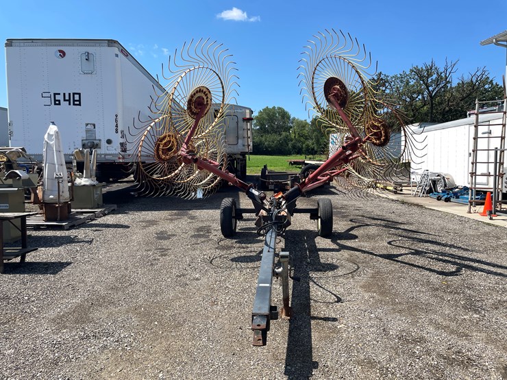 #6249-•-agc-wheel-rake-image-2