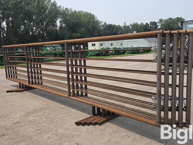 24'-free-standing-panels-(bid-per-unit)-image-7