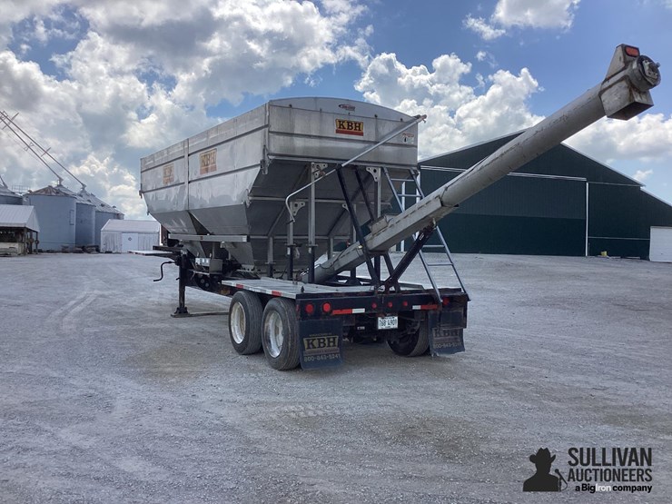 2018-kbh-t/a-fertilizer-trailer-image-7
