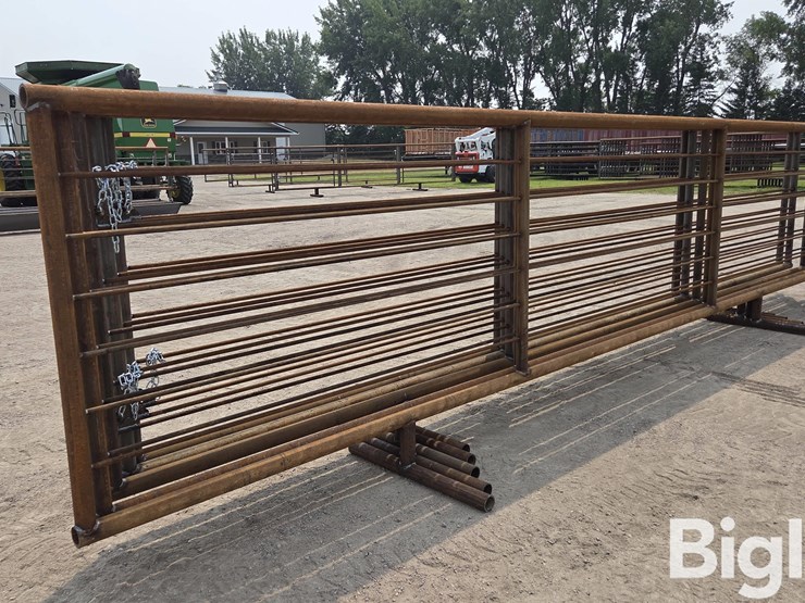24'-free-standing-panels-(bid-per-unit)-image-3