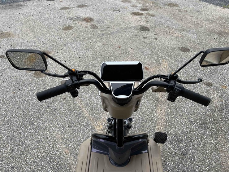 unused-irgc40-battery-powered-mini-golf-cart-image-10