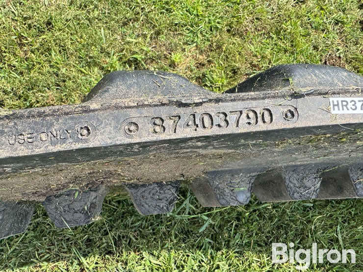 goodyear-30"-quad-track-track-image-17
