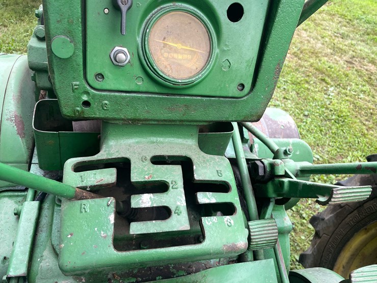 #6685-•-1959---1960-john-deere-tractor-image-29