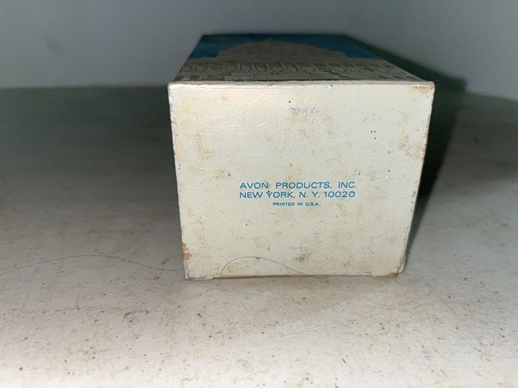 avon-mens-after-shave,-avon-perfumed-soap-image-35